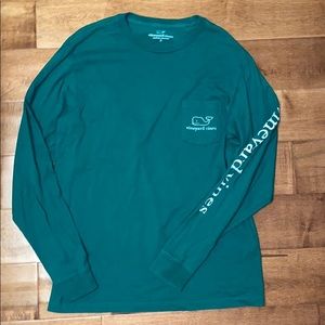 Green vineyard vines long sleeve tee